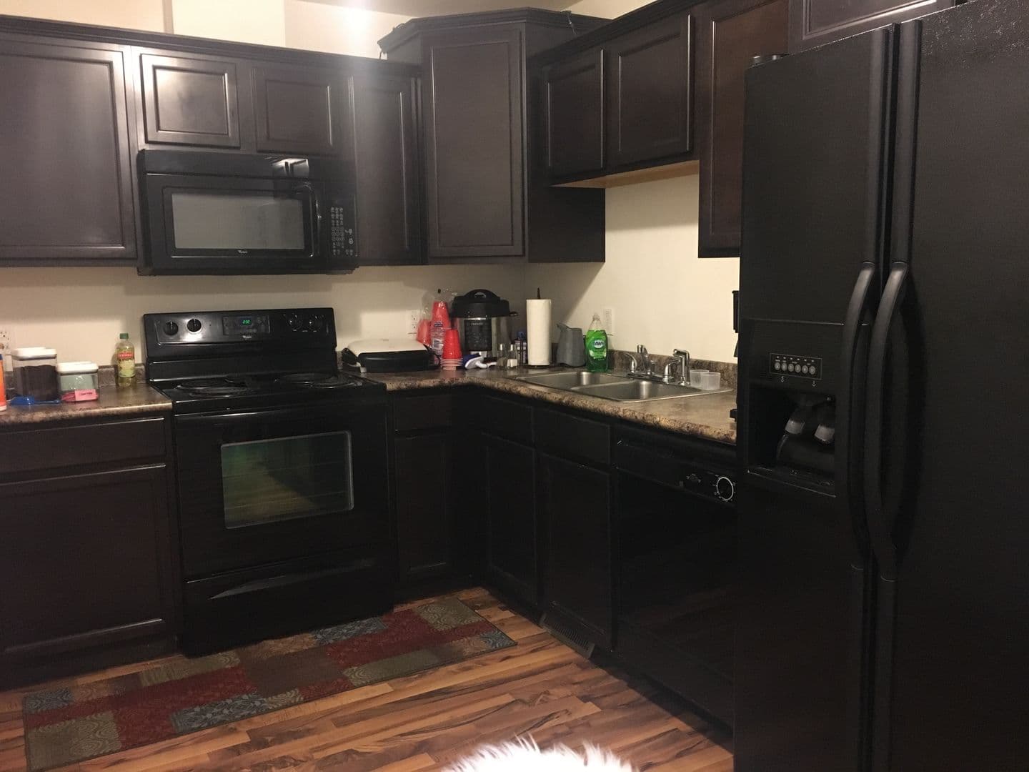 California Apartment: 101 Ash Street