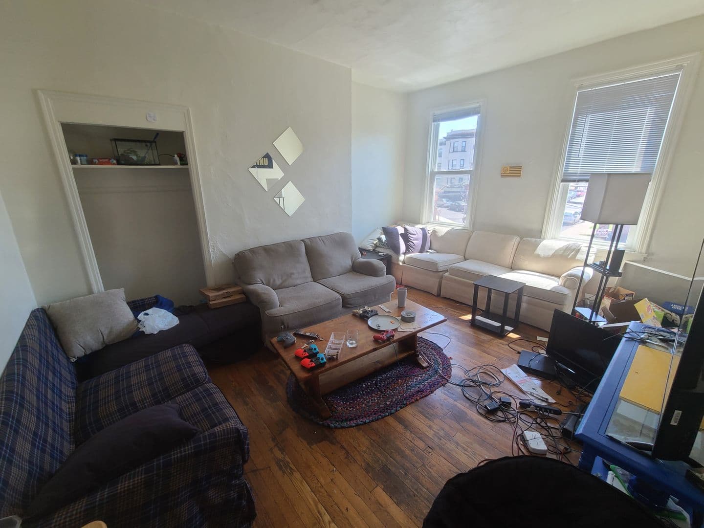Pittsburgh Apartment: 3457 Ward Street