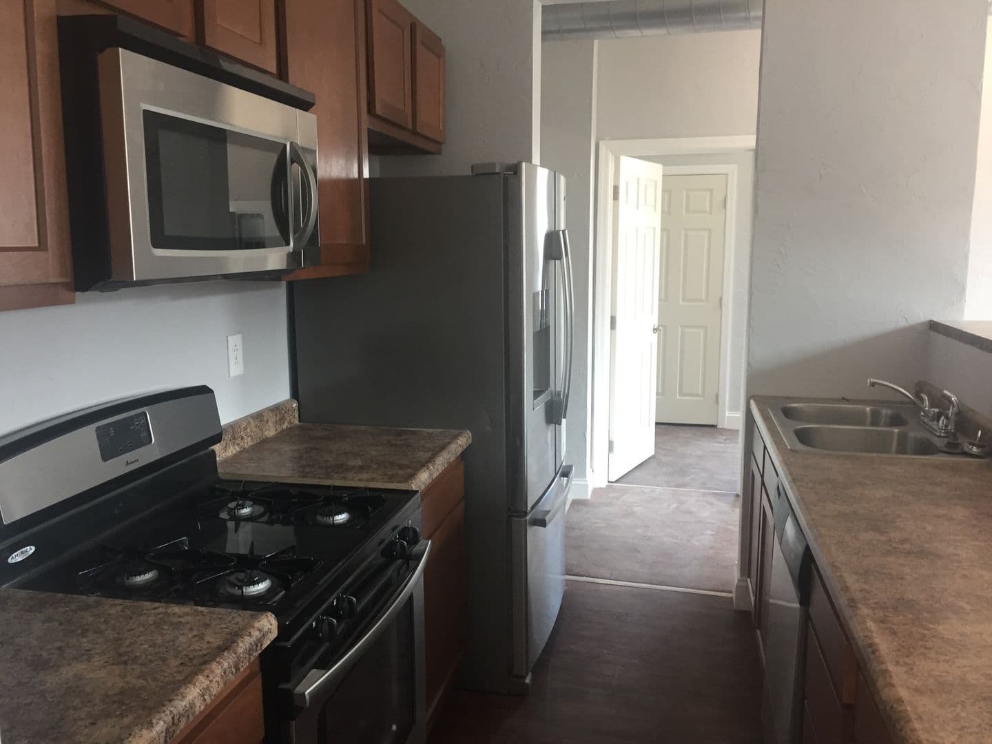 Pittsburgh Apartment: 1021 East Carson Street