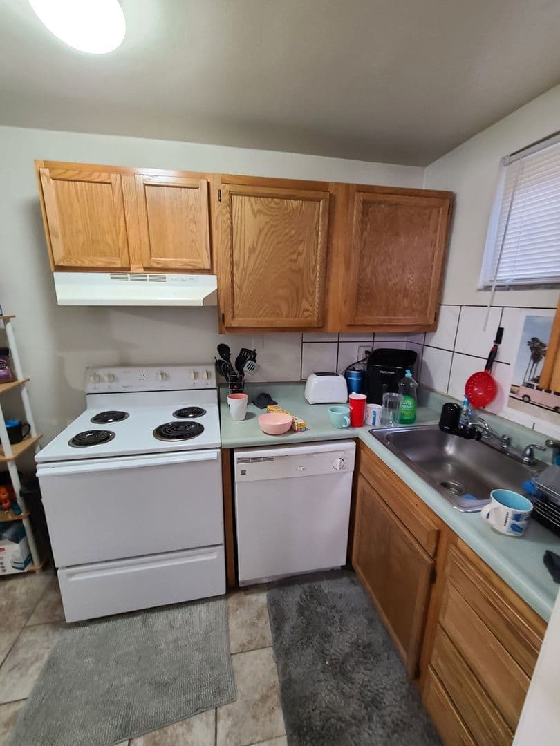Pittsburgh Apartment: 415 McKee Place