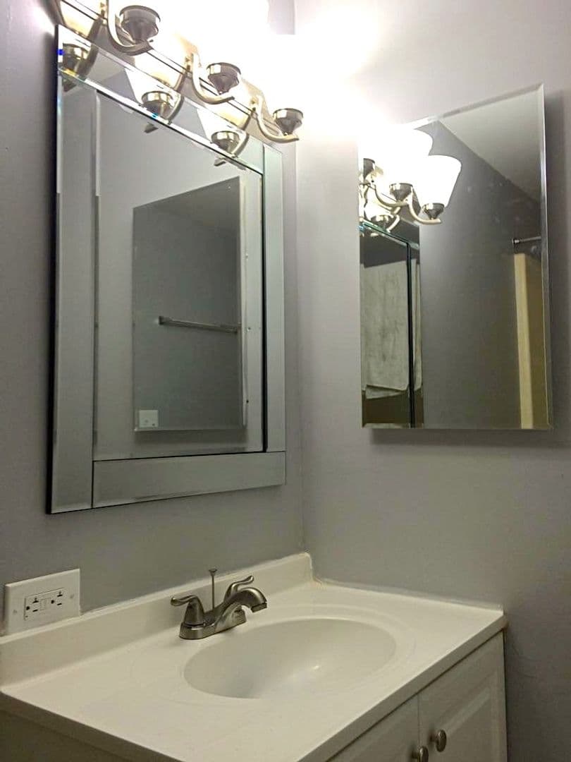 Pittsburgh Apartment: 205 South Millvale Avenue