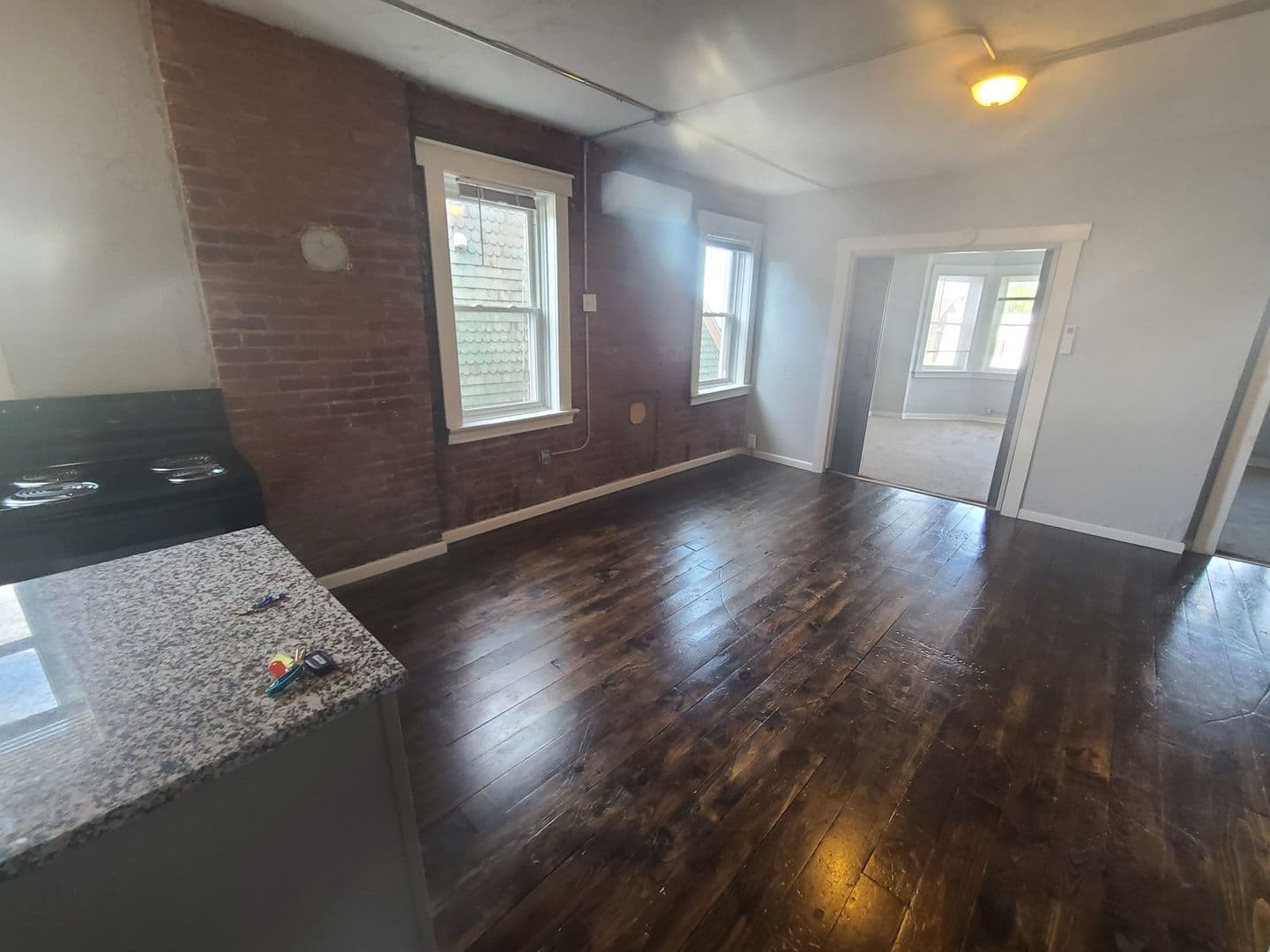 Pittsburgh Apartment: 225 South Millvale Avenue