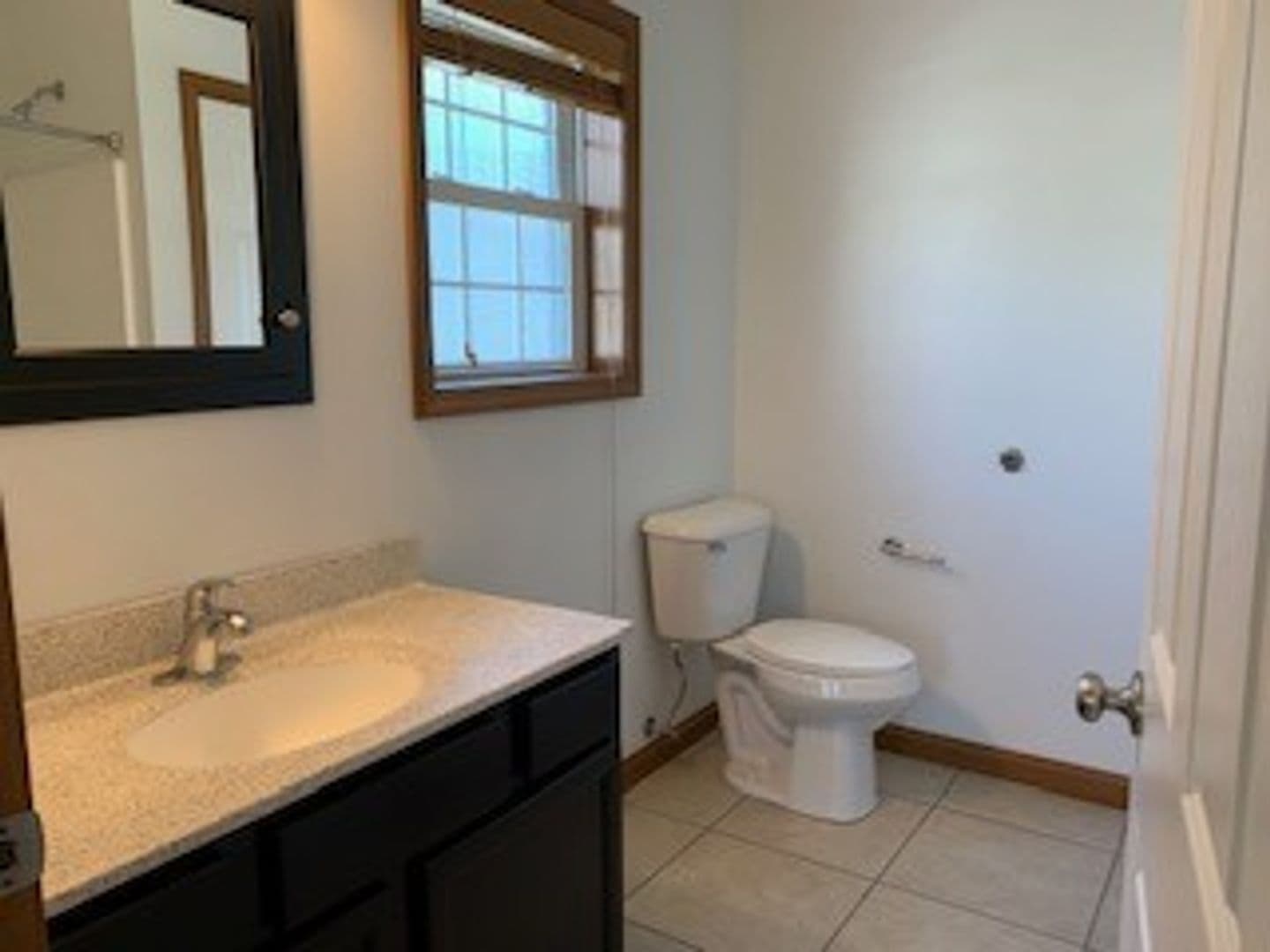 Greensburg Apartment: 112 College Avenue
