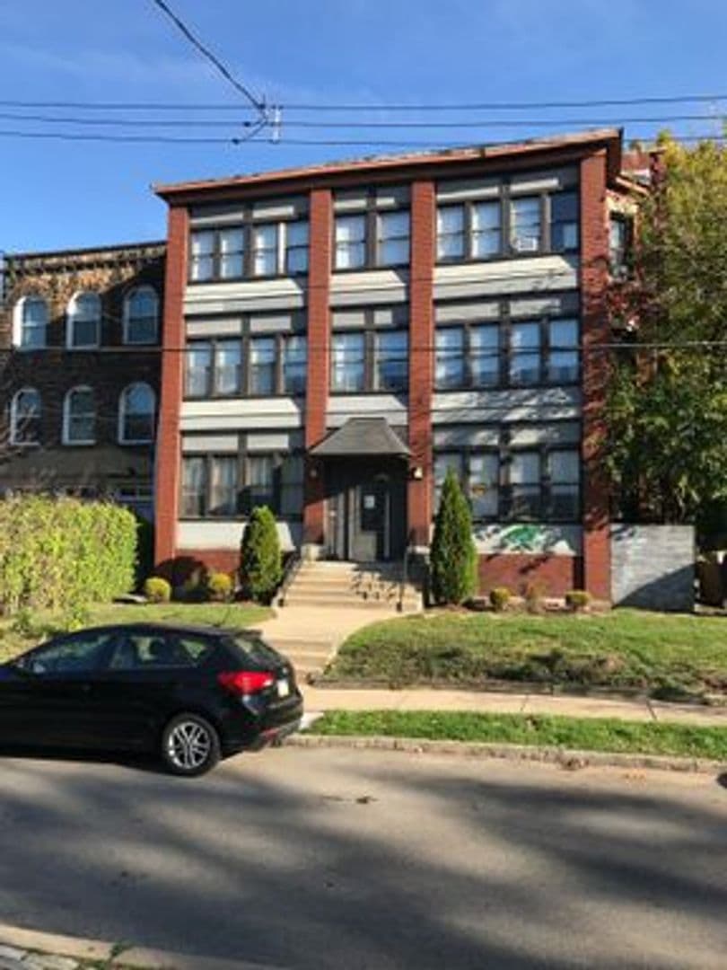 Pittsburgh Apartment: 6723 McPherson Blvd