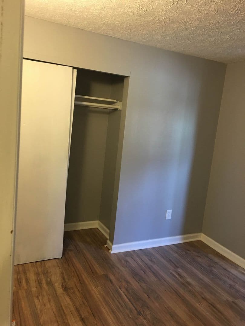 Pittsburgh Apartment: 205 South Millvale Avenue