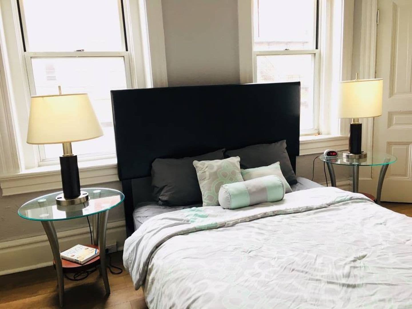 Pittsburgh Apartment: 90 South 22nd Street