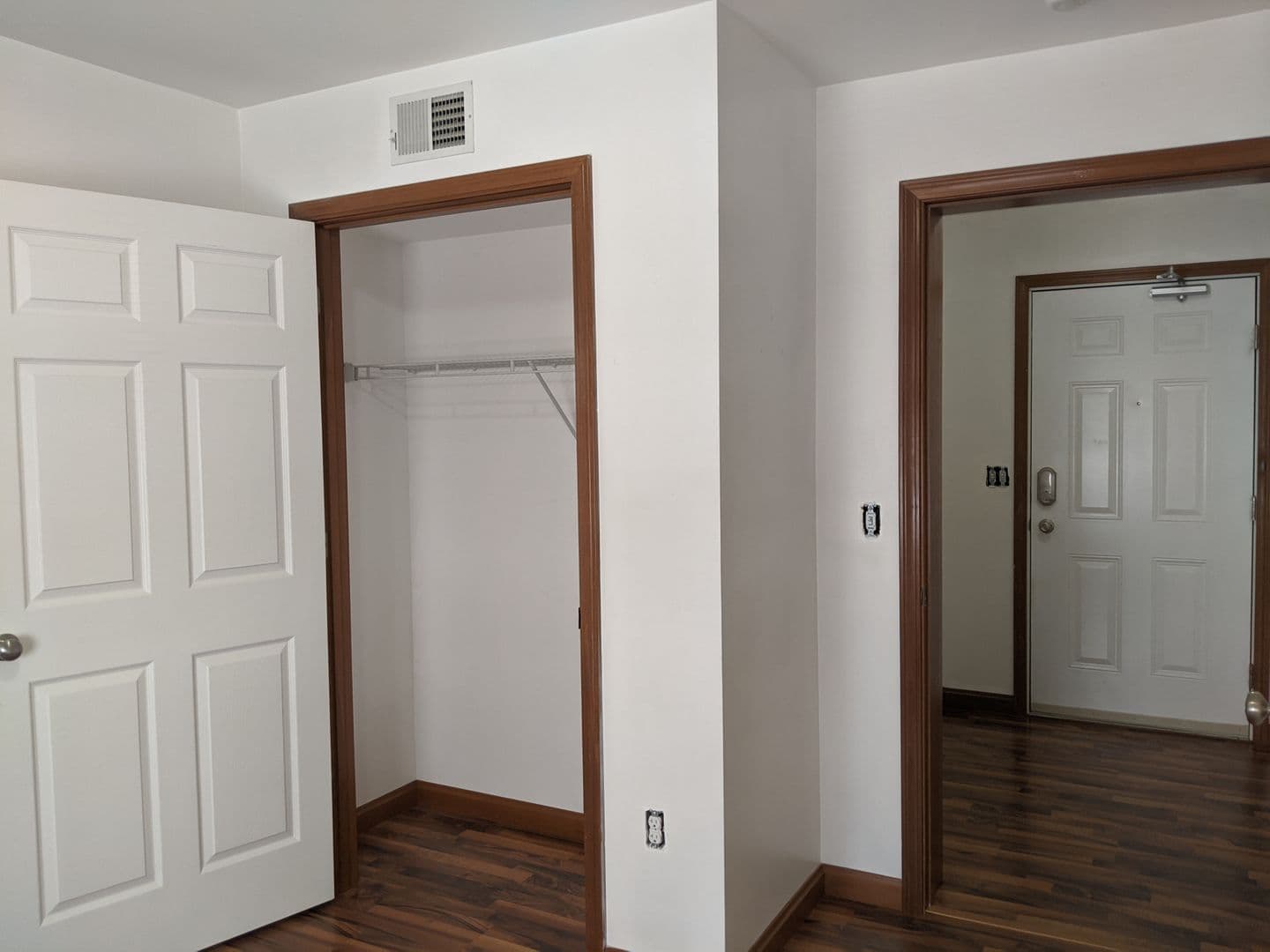 California Apartment: 456 Second Street