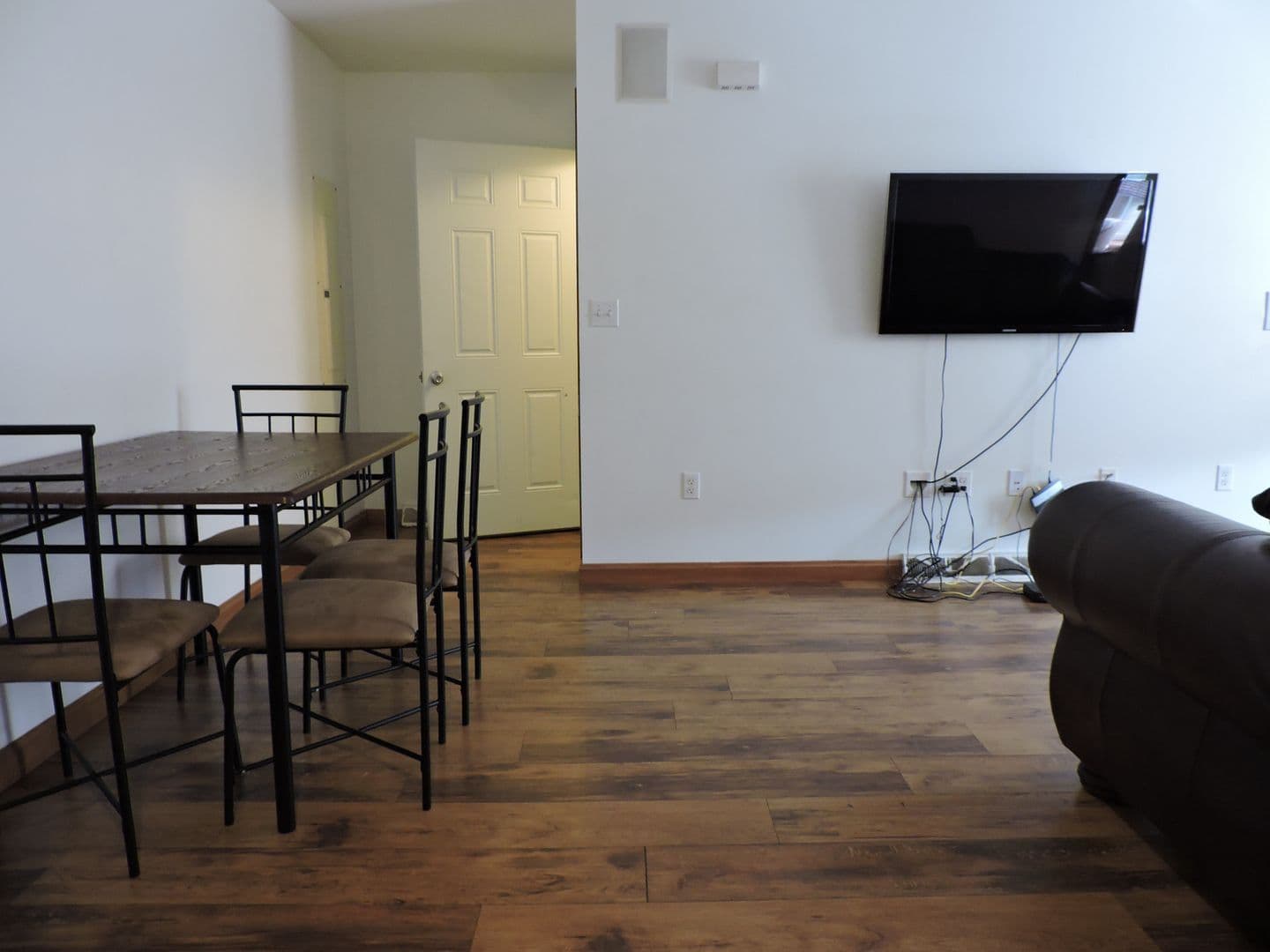 California Townhome: 72 Second Street