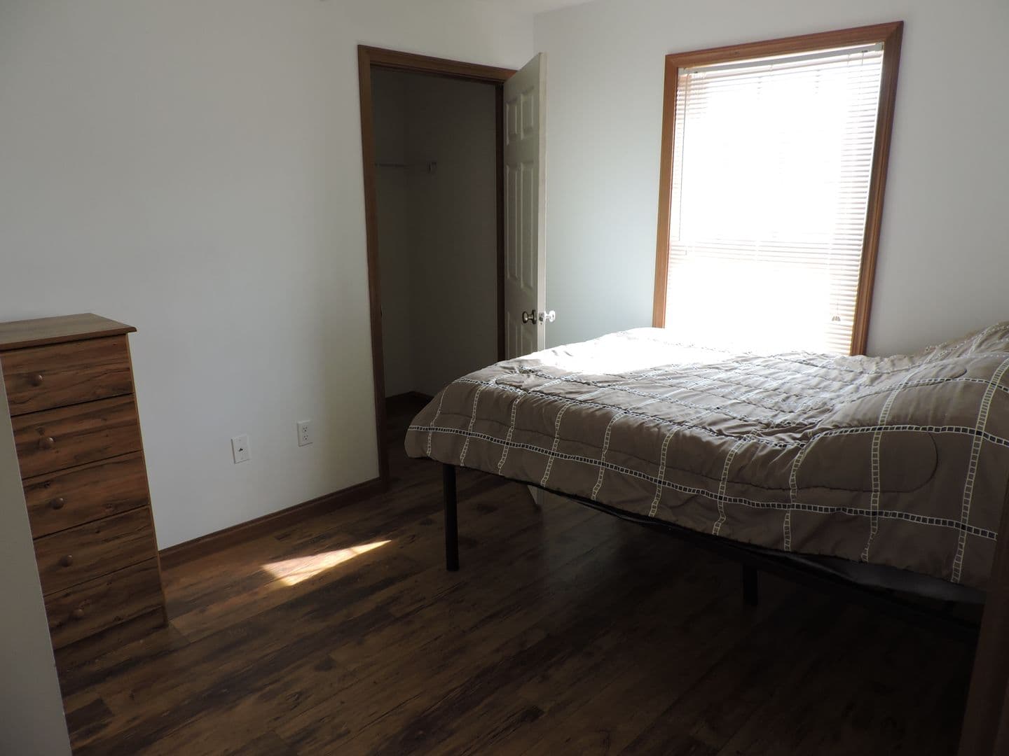 California Apartment: 101 Ash Street
