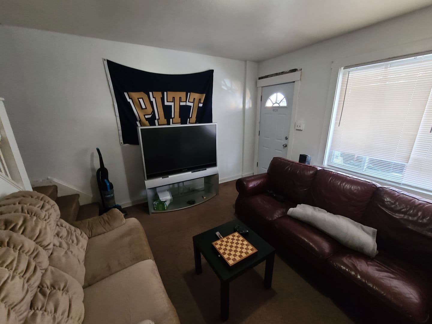 Pittsburgh House: 201 Chesterfield Road