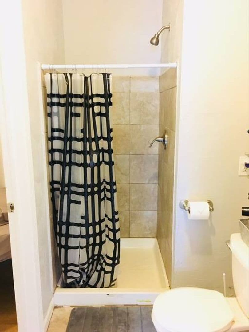 Pittsburgh Apartment: 90 South 22nd Street
