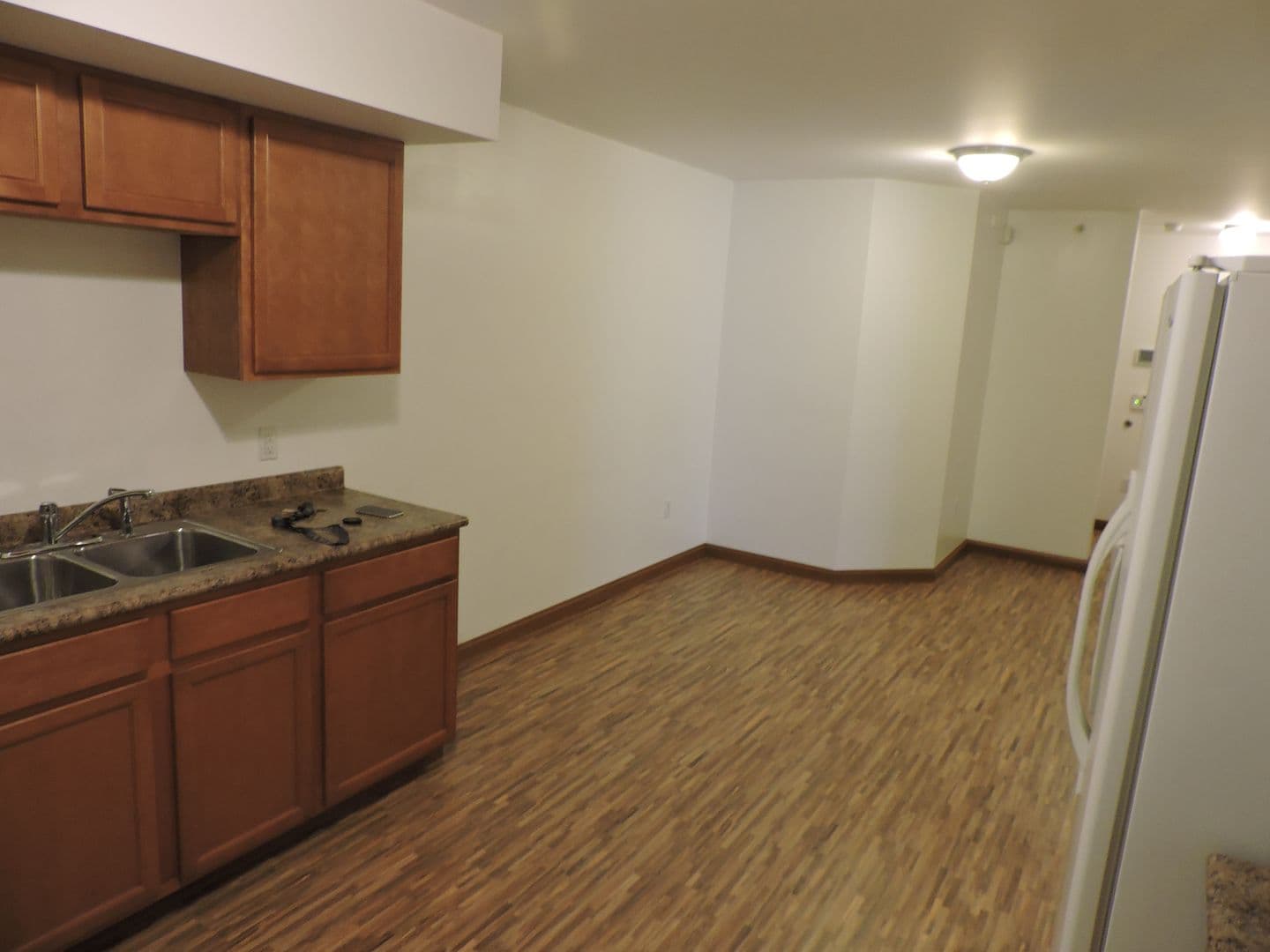 California Apartment: 406 Temperance Way