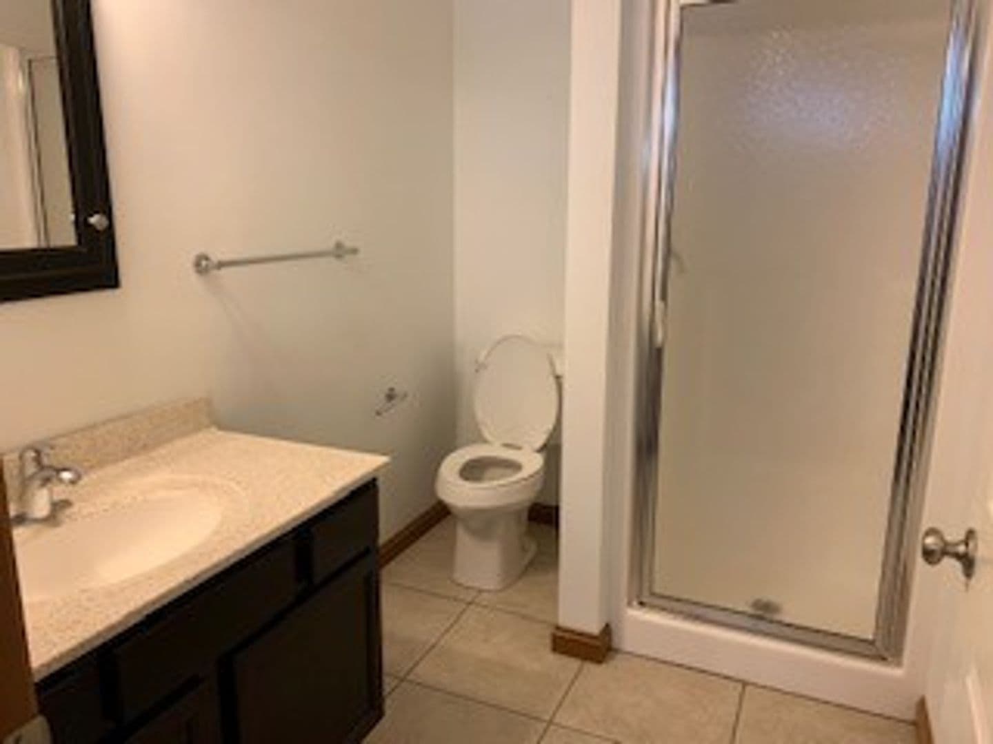 Greensburg Apartment: 112 College Avenue