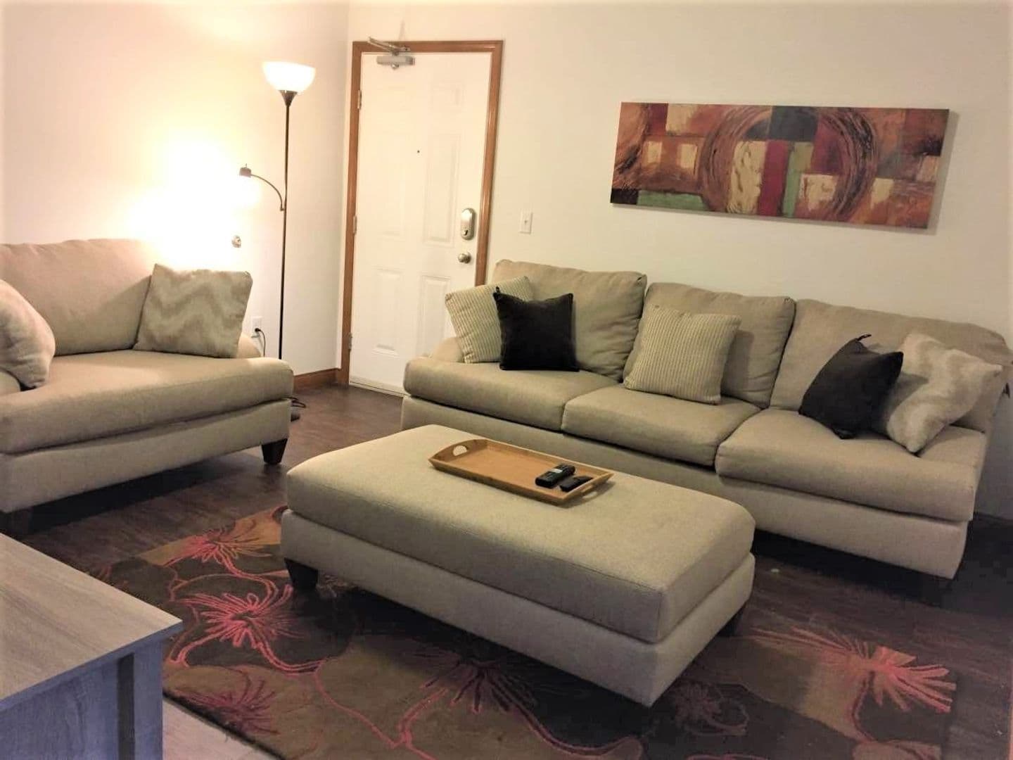 Greensburg Apartment: 112 College Avenue