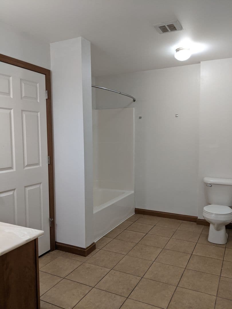 California Apartment: 456 Second Street