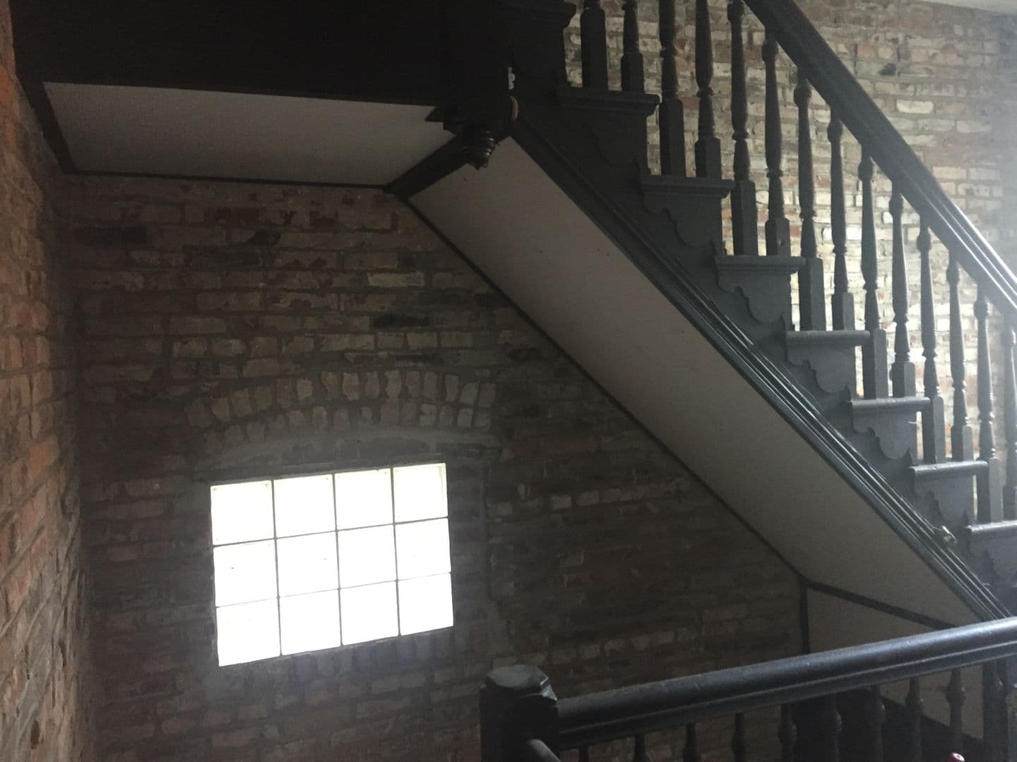 Pittsburgh Apartment: 1021 East Carson Street