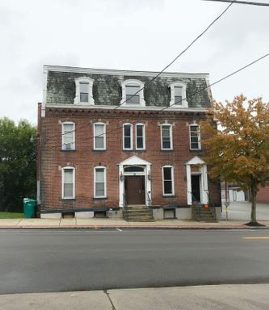 Greensburg Apartment: 13 North Maple Ave