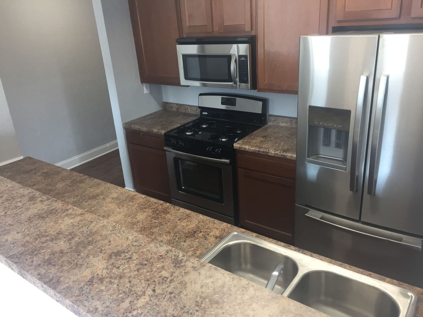 Pittsburgh Apartment: 1021 East Carson Street