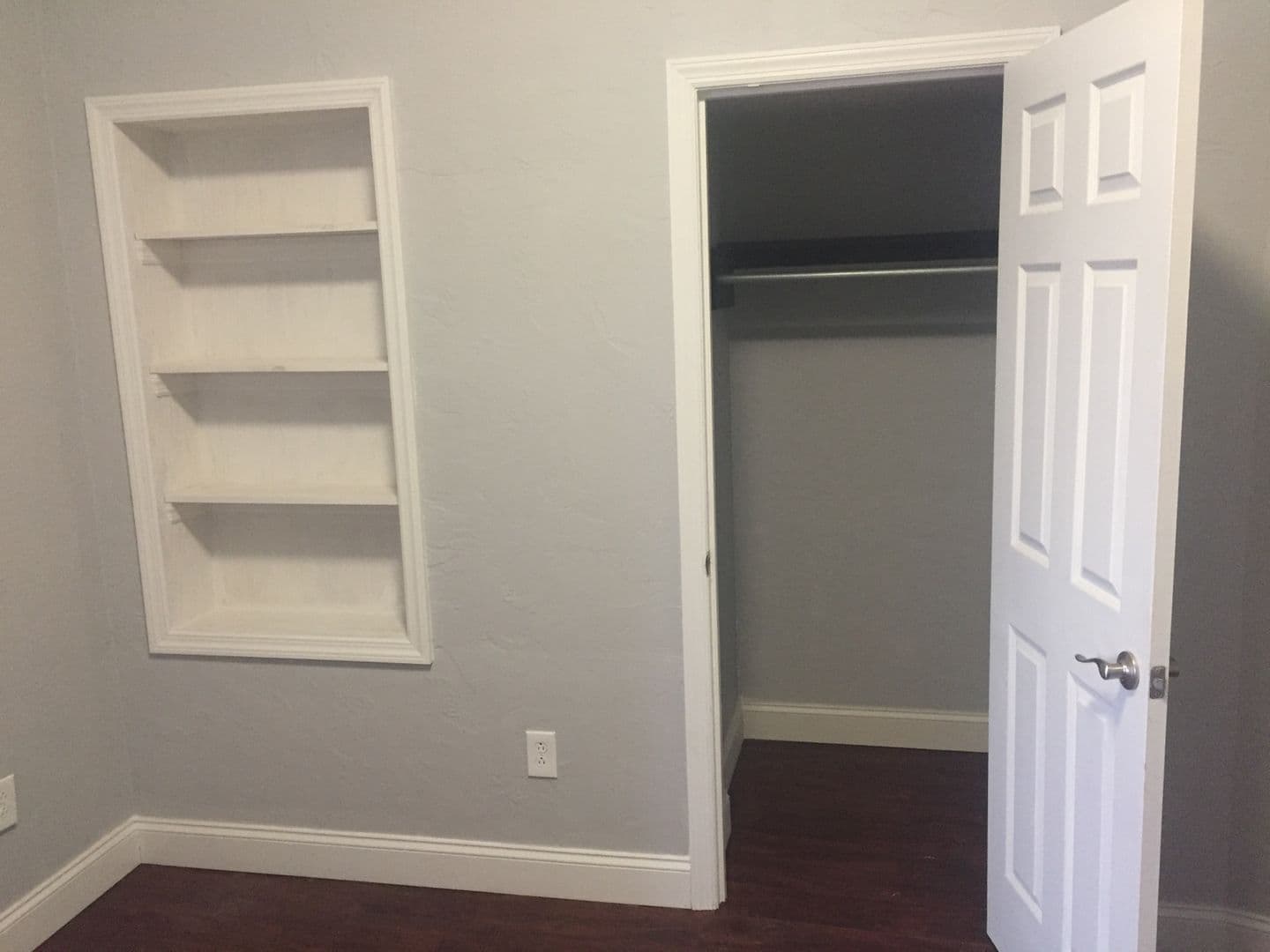 Pittsburgh Apartment: 1021 East Carson Street