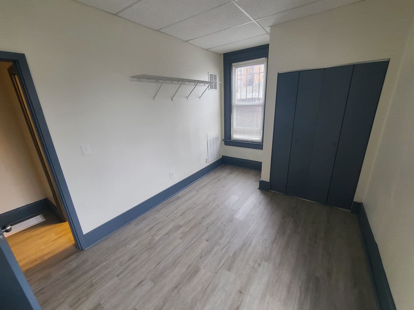 Pittsburgh Apartment: 4523 Centre Avenue