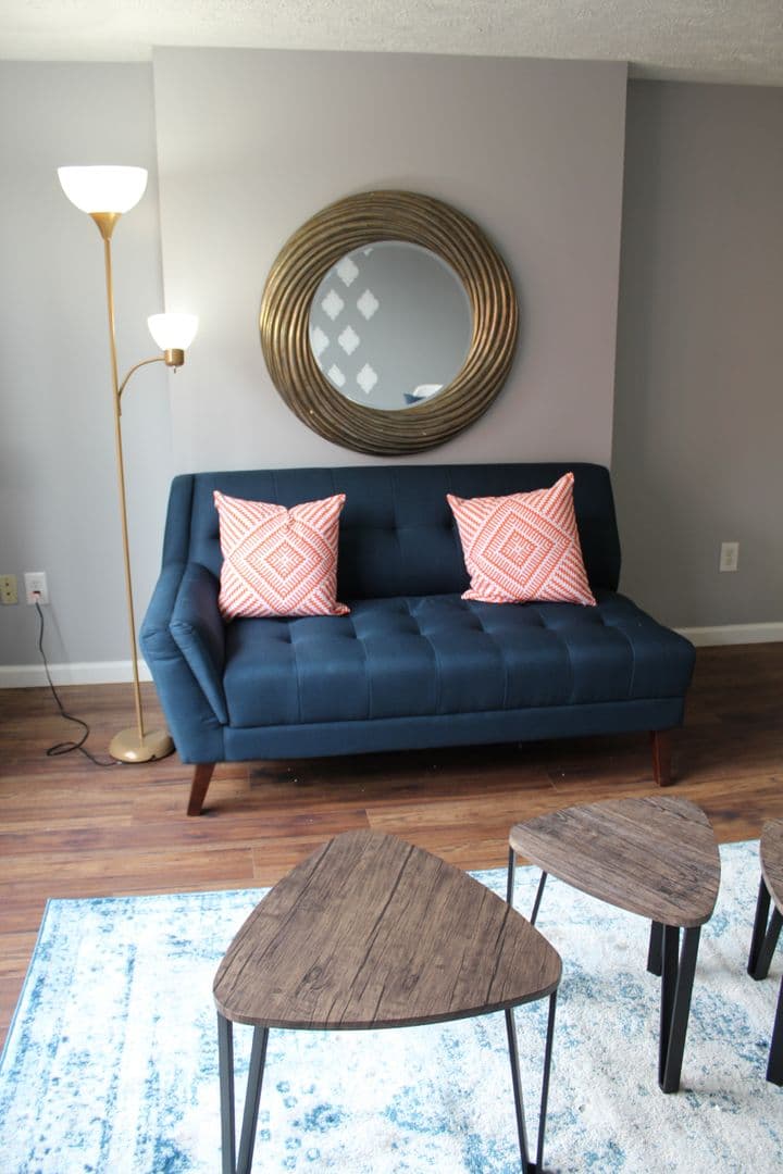 Pittsburgh Apartment: 205 South Millvale Avenue