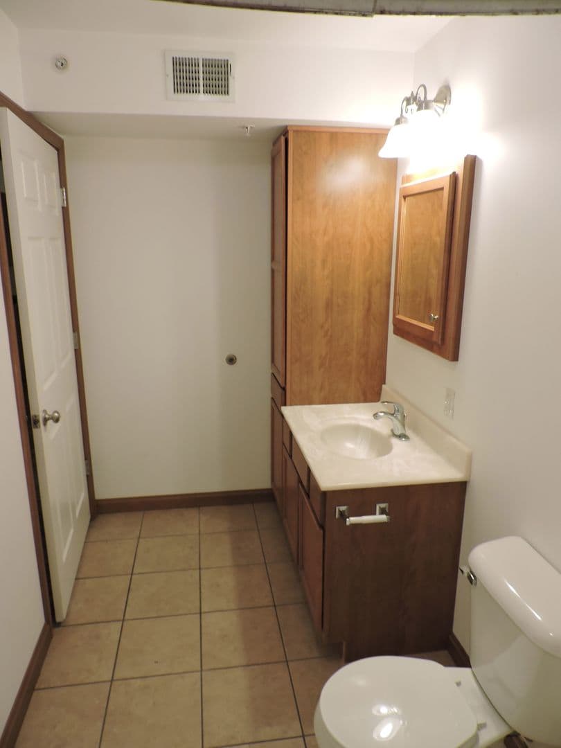 California Apartment: 406 Temperance Way