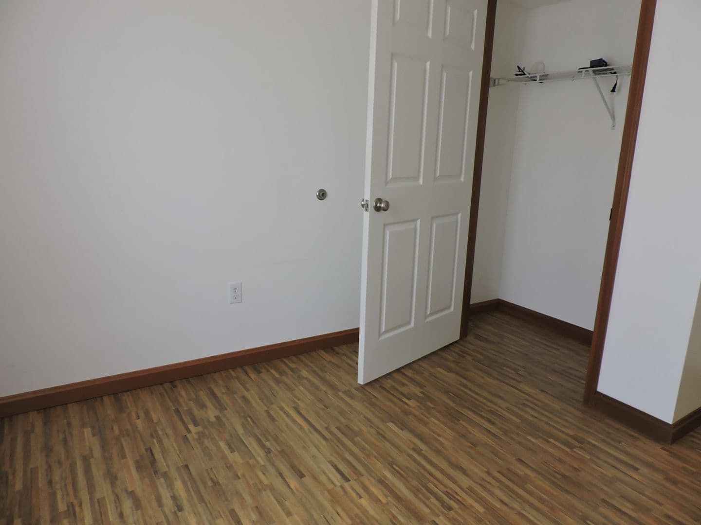 California Apartment: 406 Temperance Way