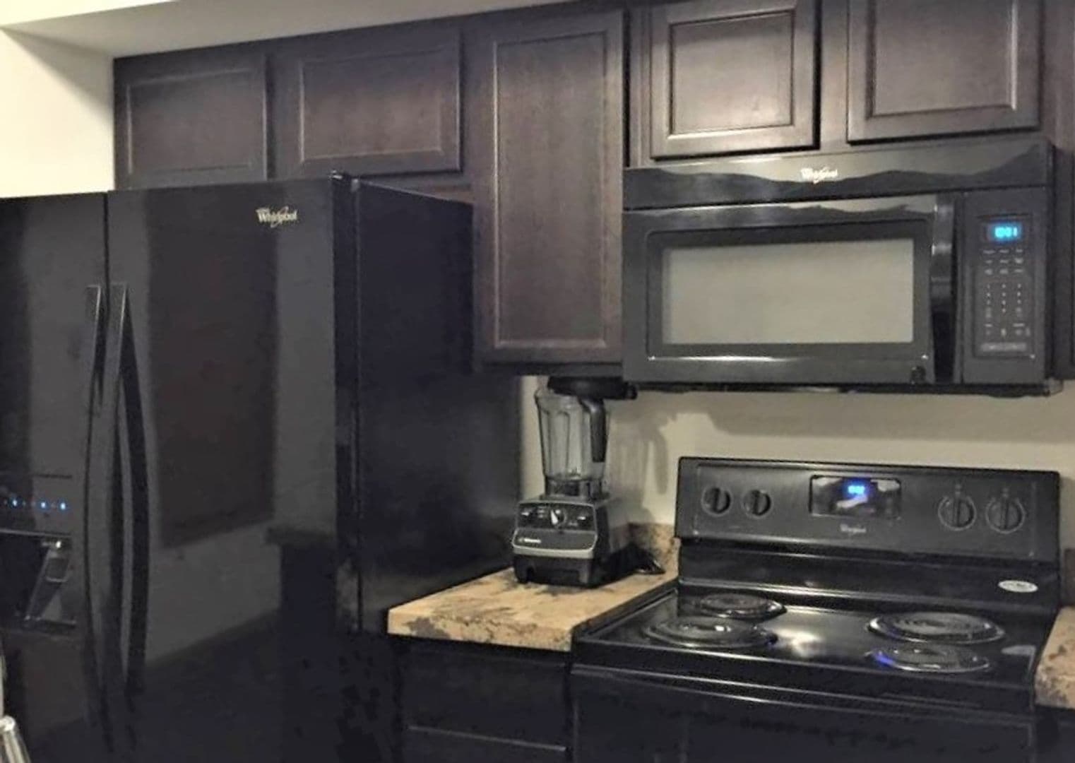 Greensburg Apartment: 112 College Avenue