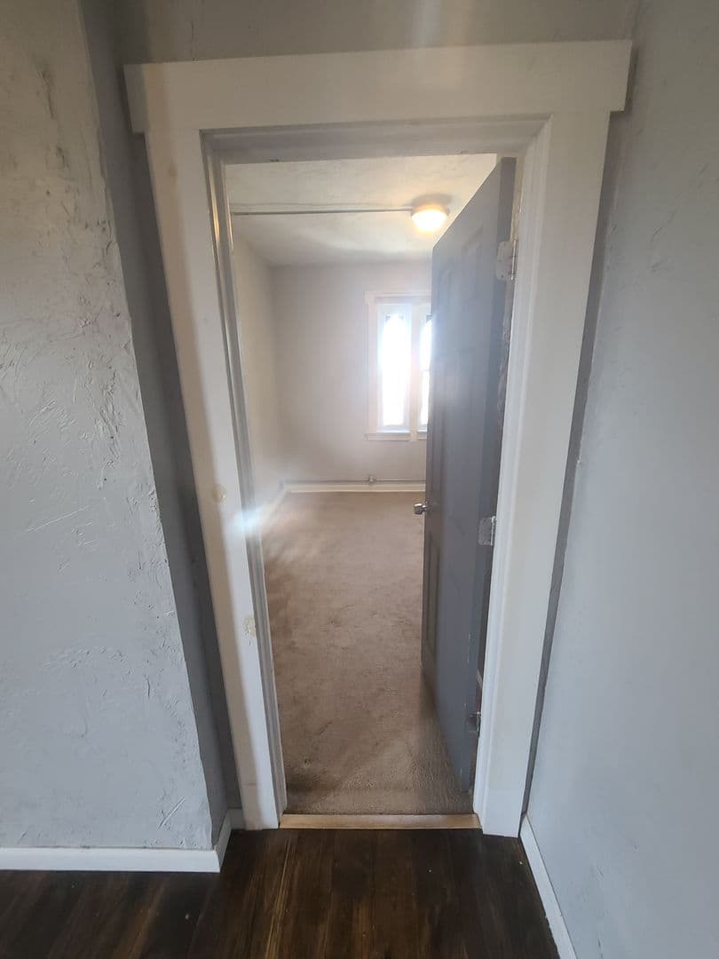 Pittsburgh Apartment: 225 South Millvale Avenue