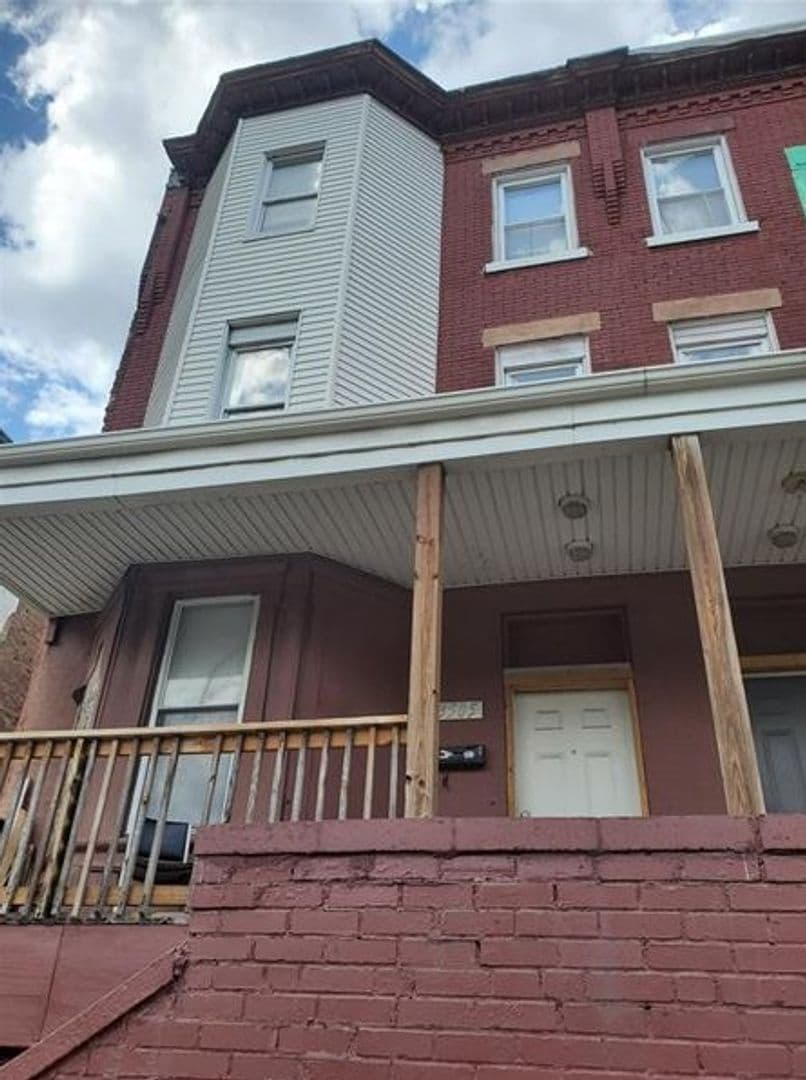 Pittsburgh Apartment: 3505 Boulevard of the Allies