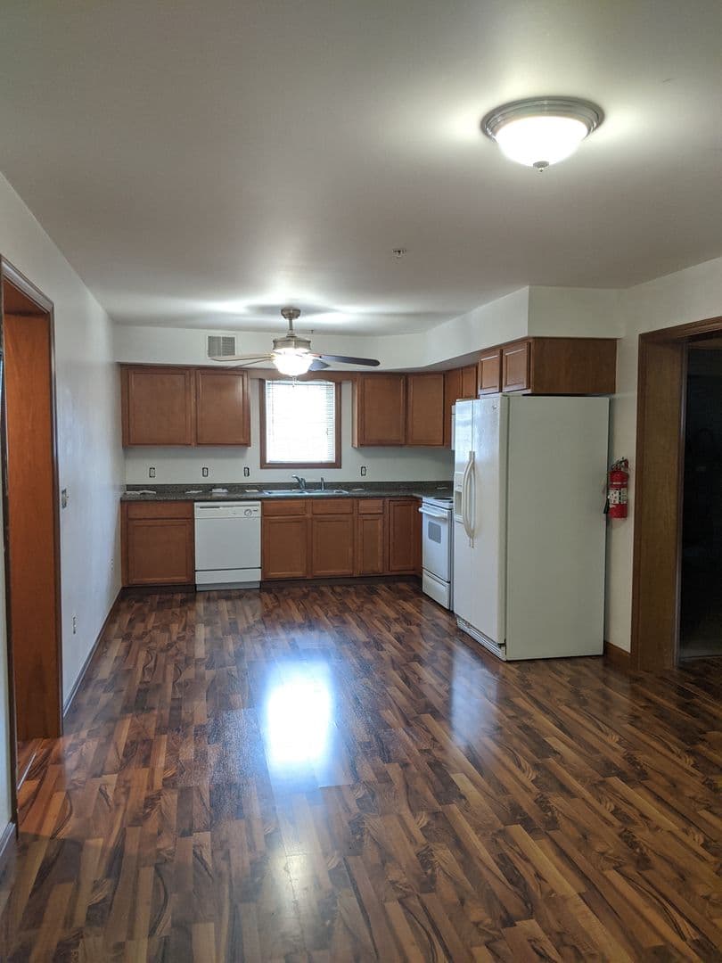 California Apartment: 456 Second Street