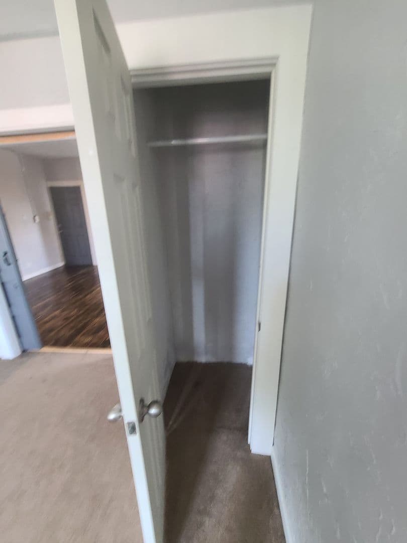 Pittsburgh Apartment: 225 South Millvale Avenue