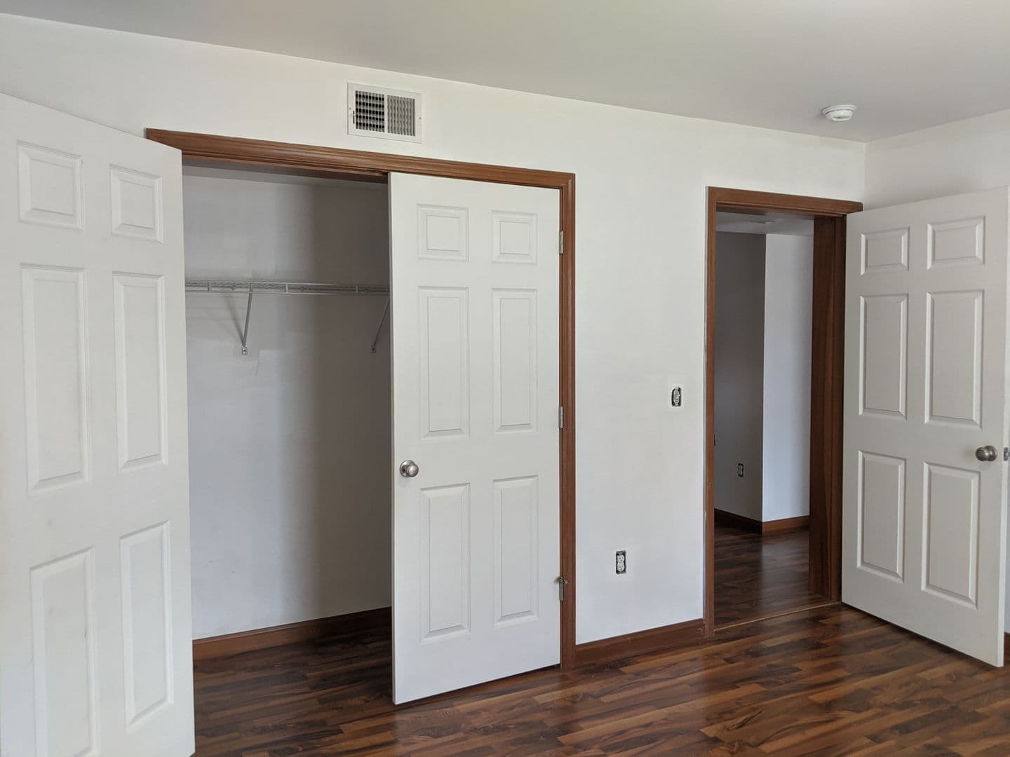 California Apartment: 456 Second Street