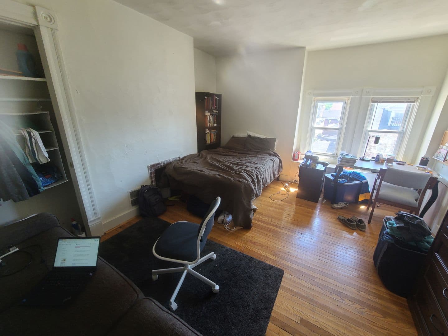 Pittsburgh Apartment: 3457 Ward Street