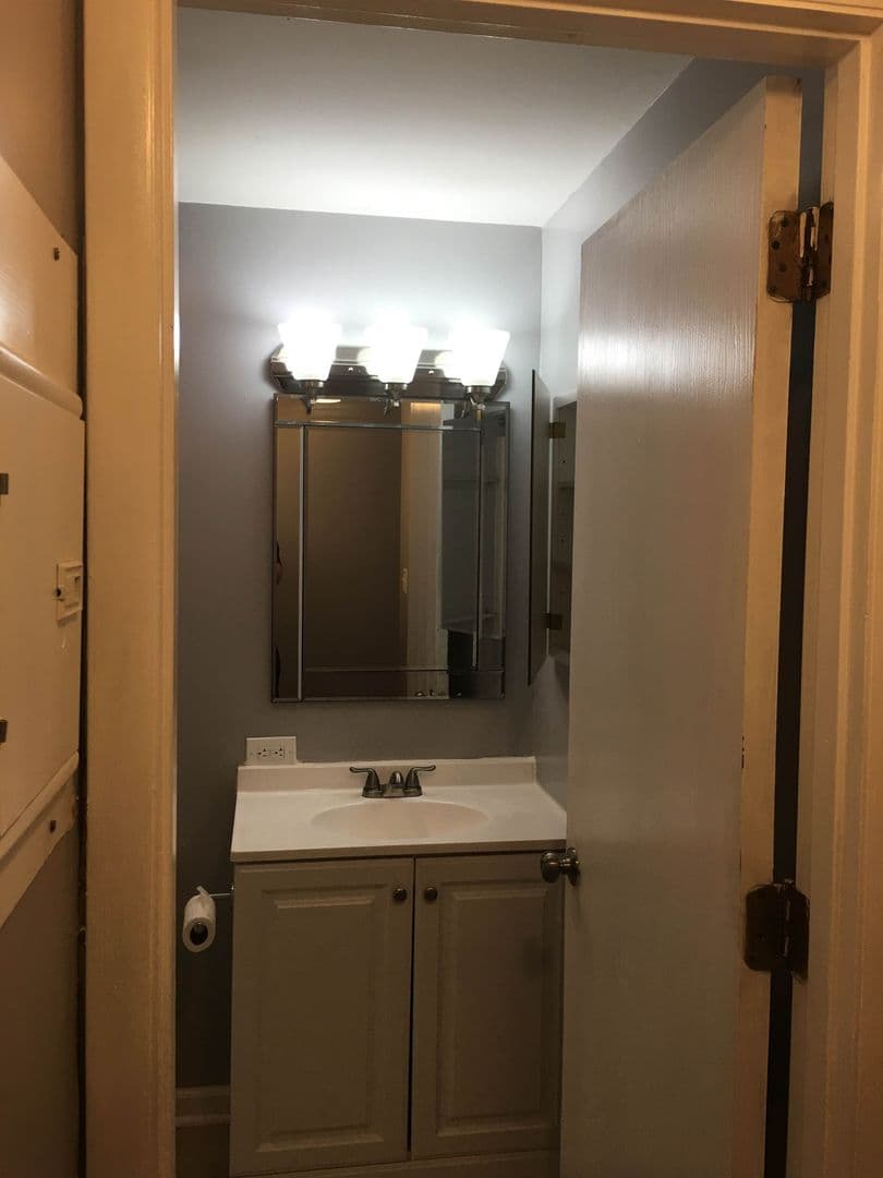 Pittsburgh Apartment: 205 South Millvale Avenue