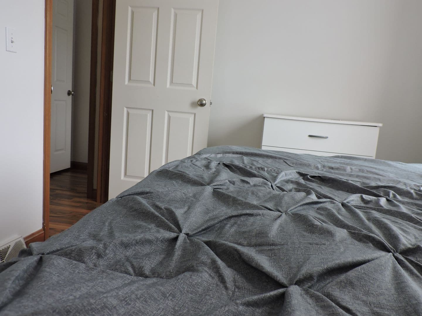 California Apartment: 101 Ash Street