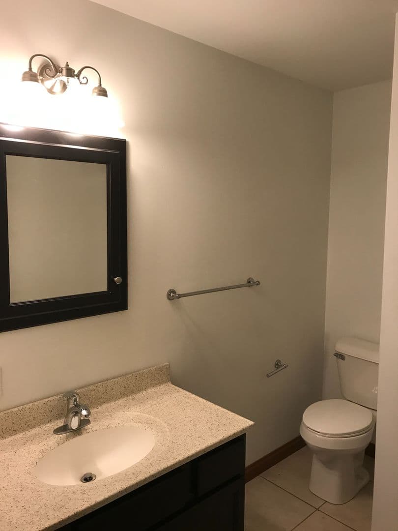 Greensburg Apartment: 112 College Avenue