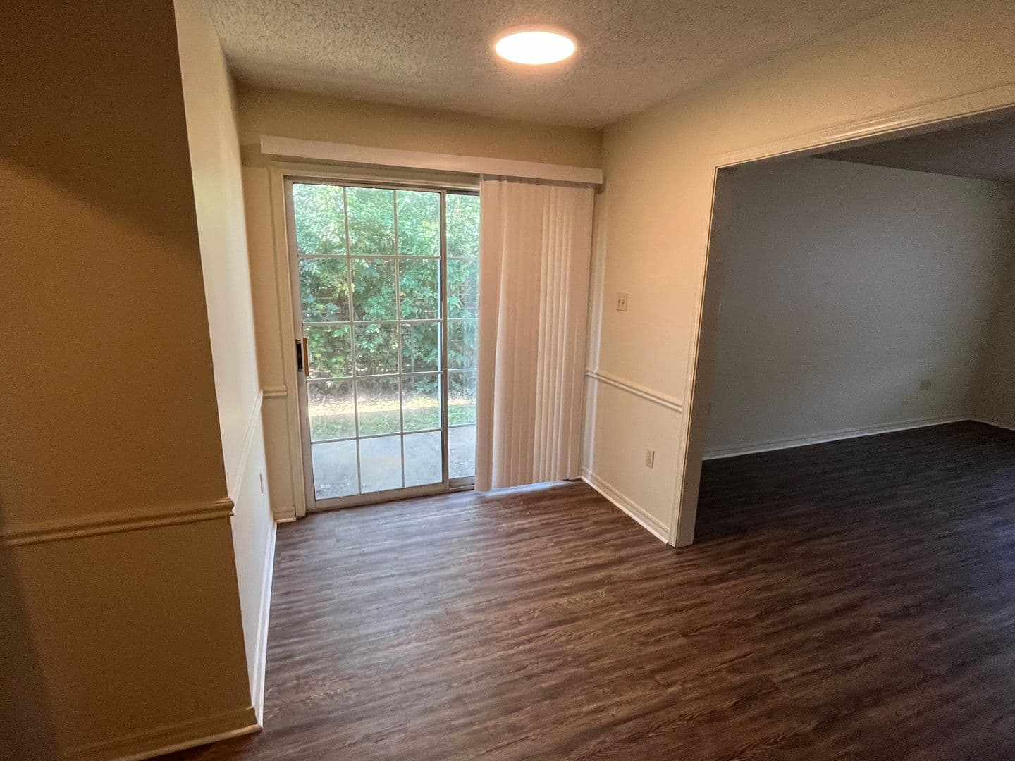 Russellville House: 1122 N Louisville Ave