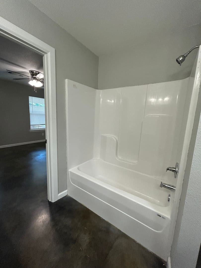 Dardanelle Apartment: 1513 - 1519 N. 2nd St.