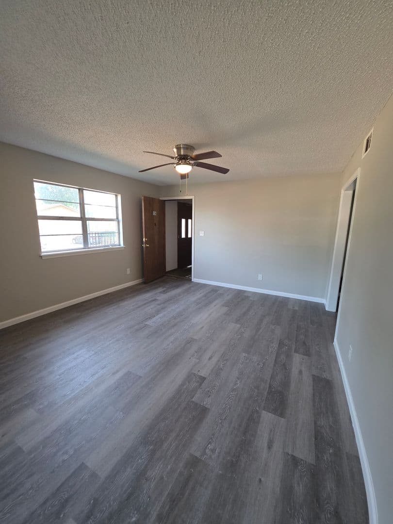Russellville Apartment: 920 N. Fargo
