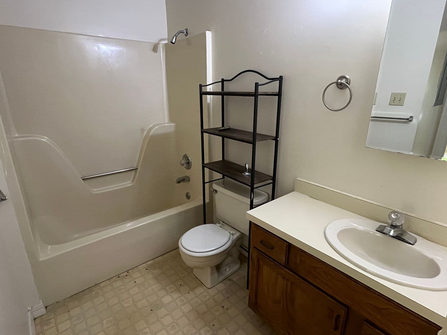 Russellville Apartment: 2607 West 12th Apt A
