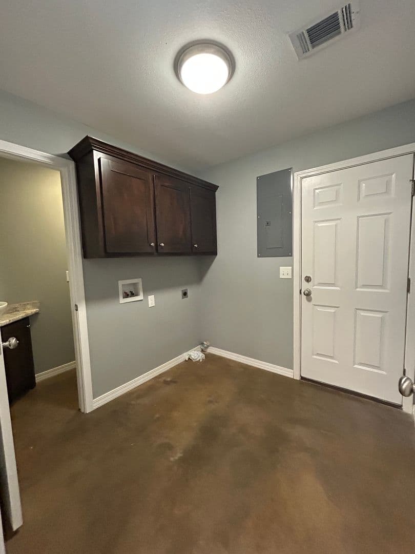 Dover Apartment: 103 Sequoya Dr. A & B