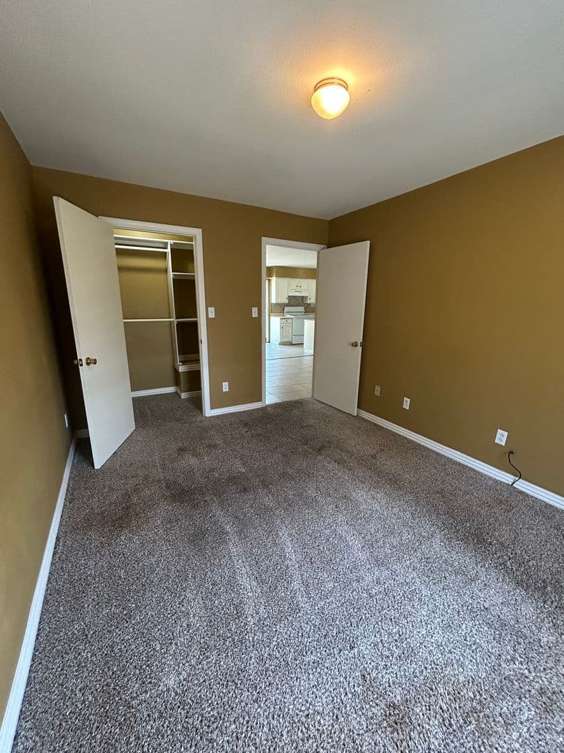Russellville Apartment: 432 Dwight Mission Rd 22A