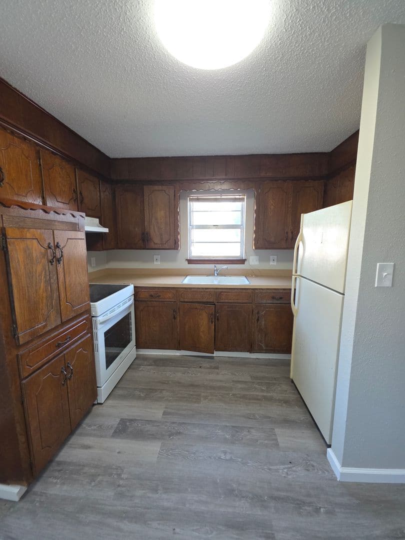 Russellville Apartment: 920 N. Fargo