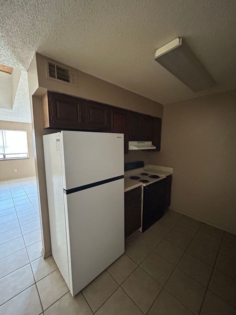 Dover Apartment: 72-112 Sequoya Dr.