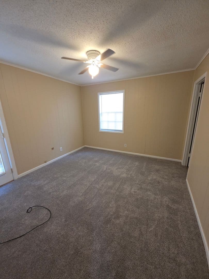 Atkins House: 1113 Ave 4 NE