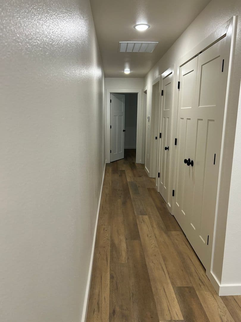 Russellville Apartment: 705 West 12th St.