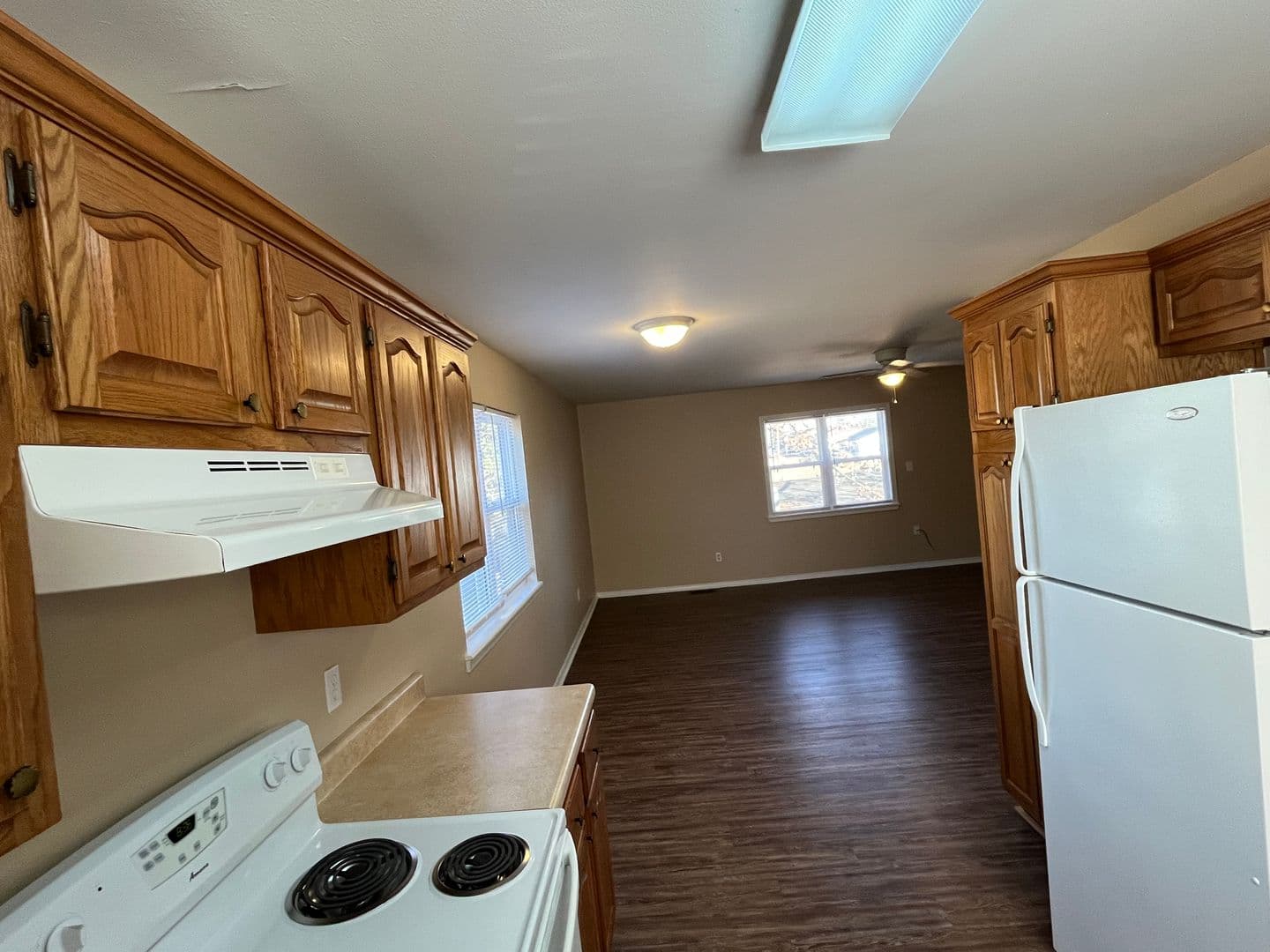 Russellville Apartment: 900 West 16th St.