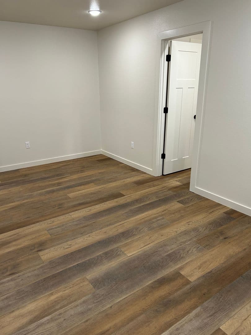 Russellville Apartment: 705 West 12th St.