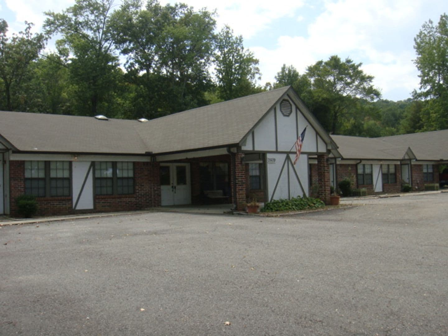 Russellville Apartment: 2607 West 12th Apt A